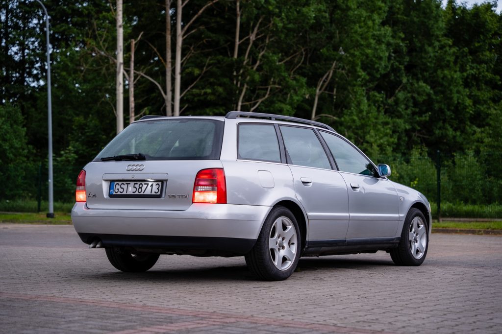 Fotograf samochodowy AUDI A4 B5 Starogard Gdański Zdjęcia samochodów na sprzedaż (19)