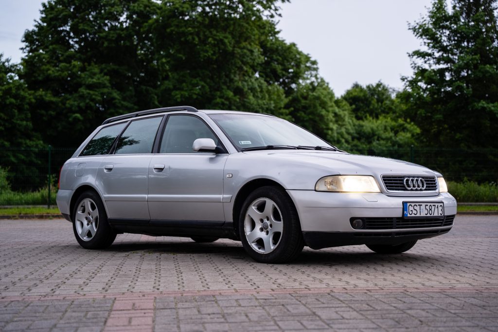 Fotograf samochodowy AUDI A4 B5 Starogard Gdański Zdjęcia samochodów na sprzedaż (2)