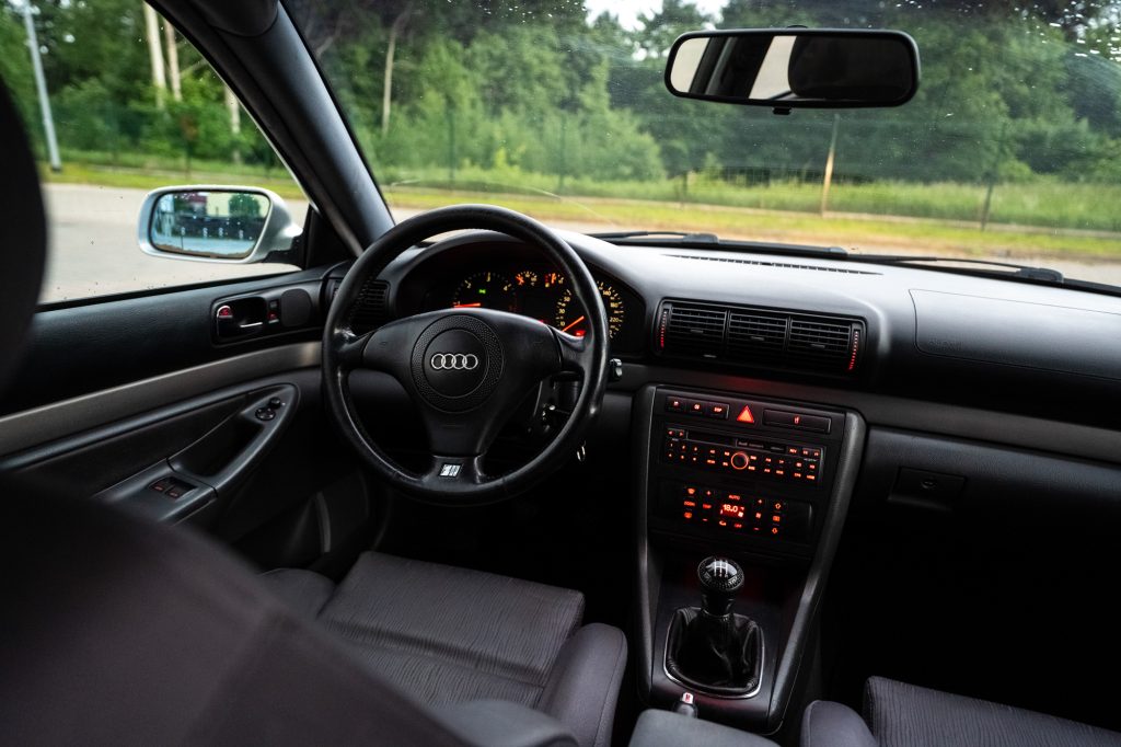 Fotograf samochodowy AUDI A4 B5 Starogard Gdański Zdjęcia samochodów na sprzedaż (4)
